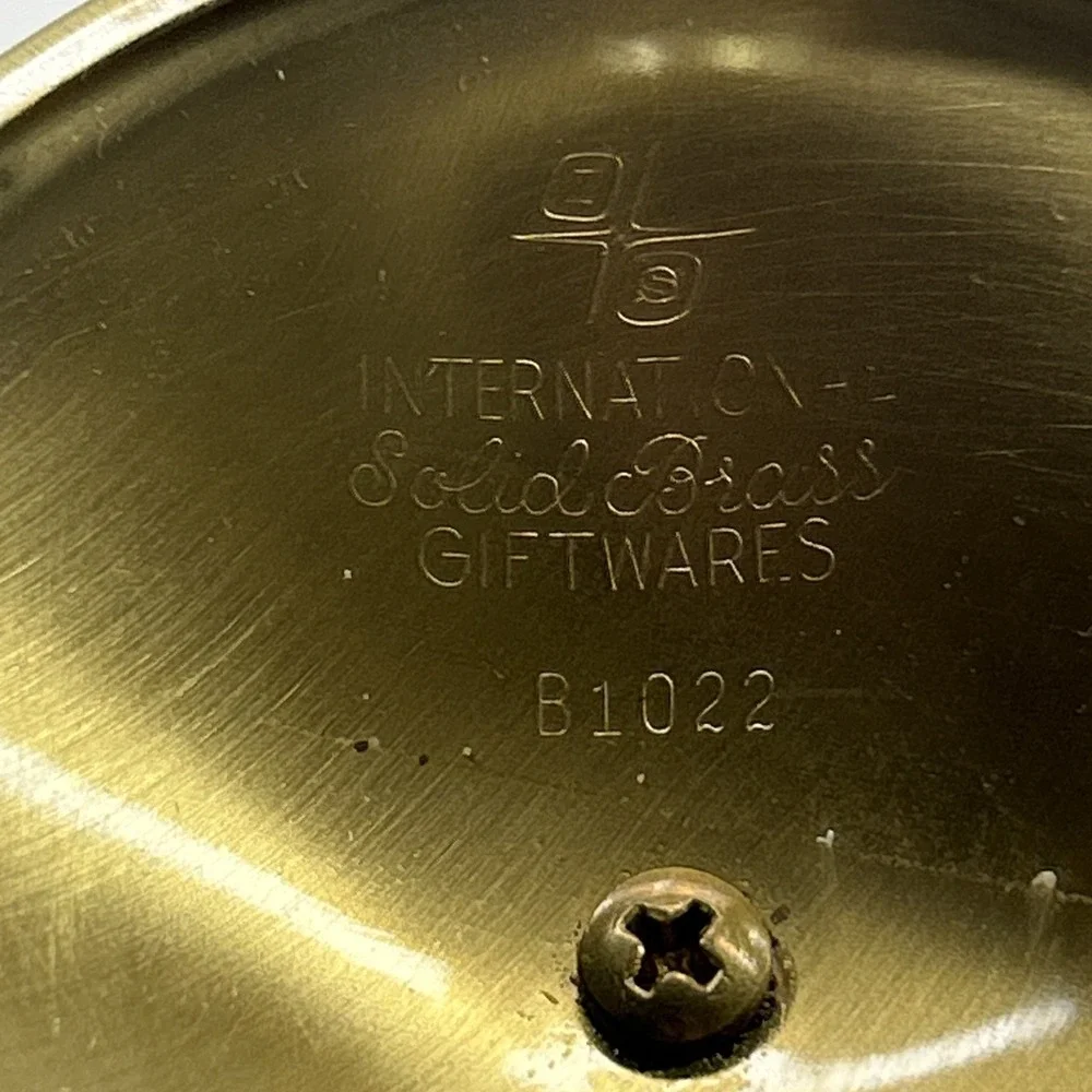 Vintage MCM International Solid Brass Giftwares B1022 Scalloped Pedestal‎ Bowl